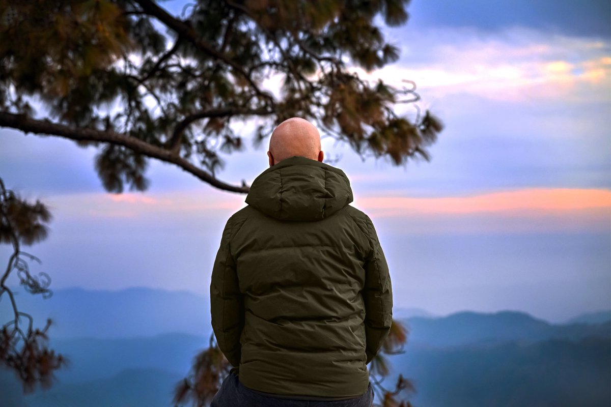 AnupamPKher's tweet image. Sometimes silence is therapeutic! :)