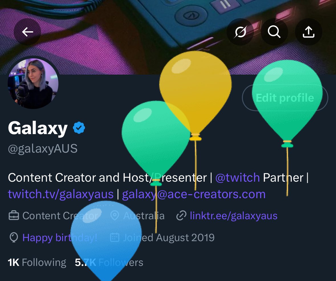 Galaxy tweet media
