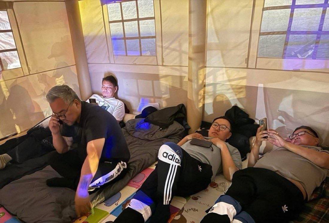 Хариад tweet media