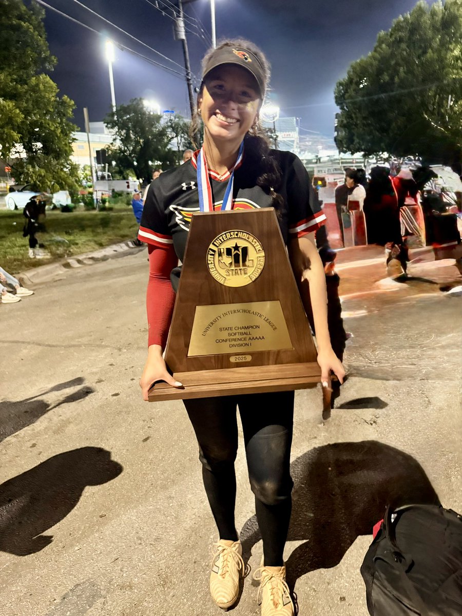 bgneed's tweet photo. @paisley_needham congratulations on winning the State championship again this year Sister! Making it Back to Back State Championships. This is just the beginning of an amazing journey ahead embrace it! https://t.co/VsOUqkWnl4