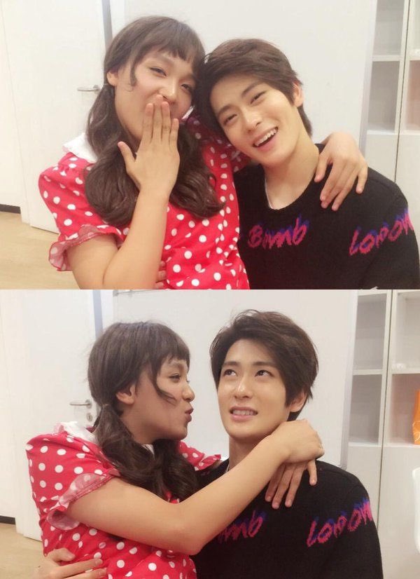 ninetiestlove's tweet image. sorry, haechan ga boleh dimiripin sama siapapun, kecuali dongsookie 🥺