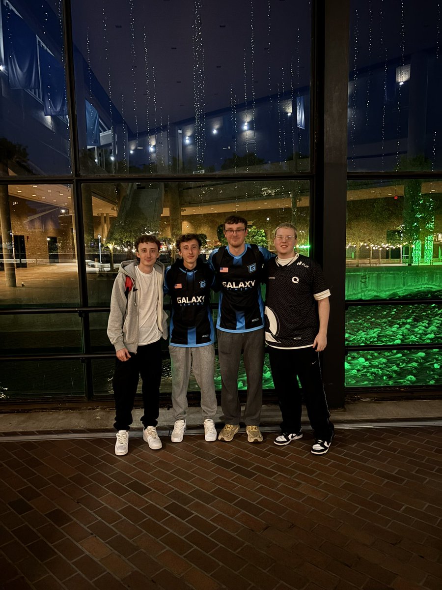 1st lan with
<a href="/slaterCoD/">slater</a> 
<a href="/Sxluhr/">GLXY Solar</a> 
<a href="/ev0keHD/">evoke | dyl</a>