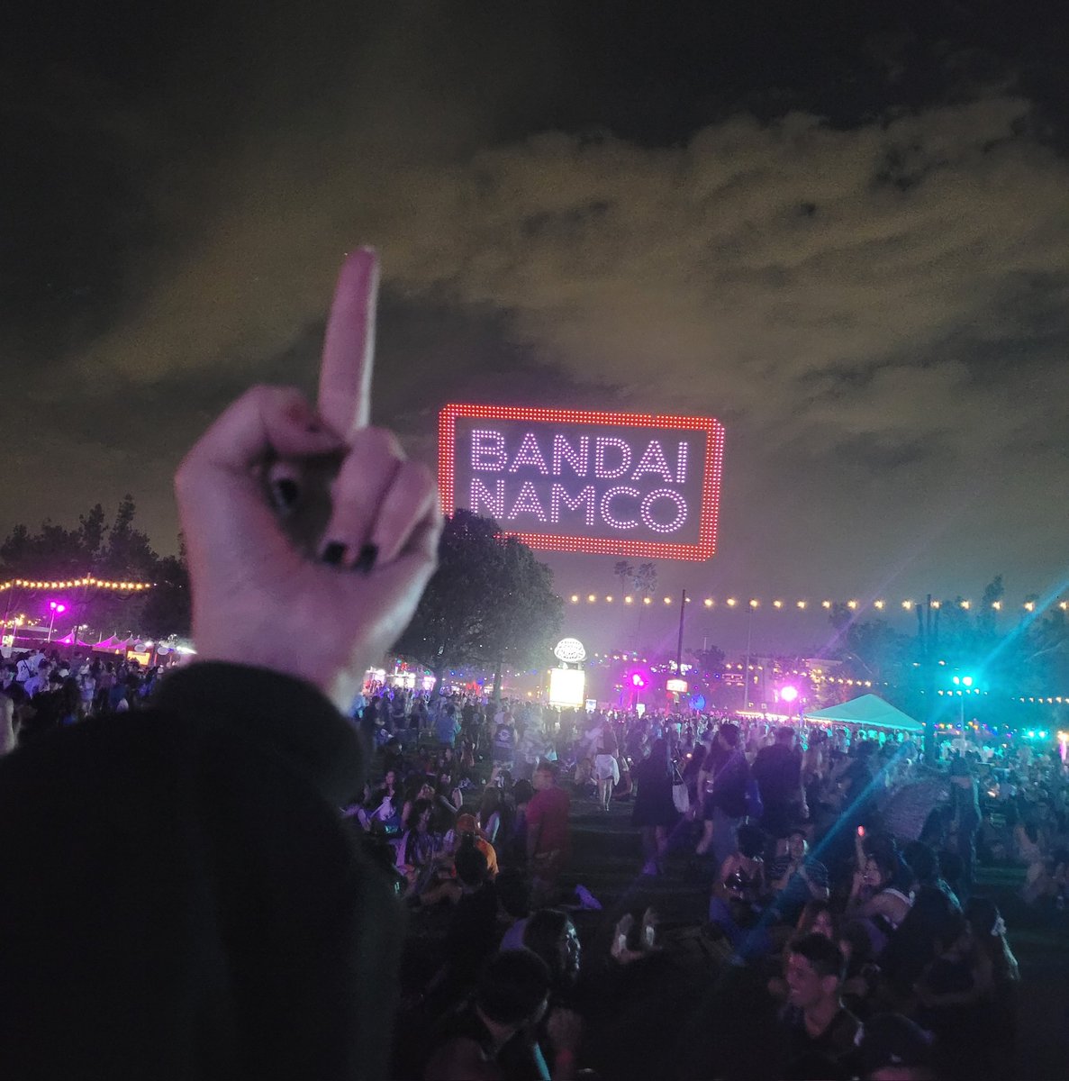 Abso (see you fanime) (@onlythighhigh) on Twitter photo 