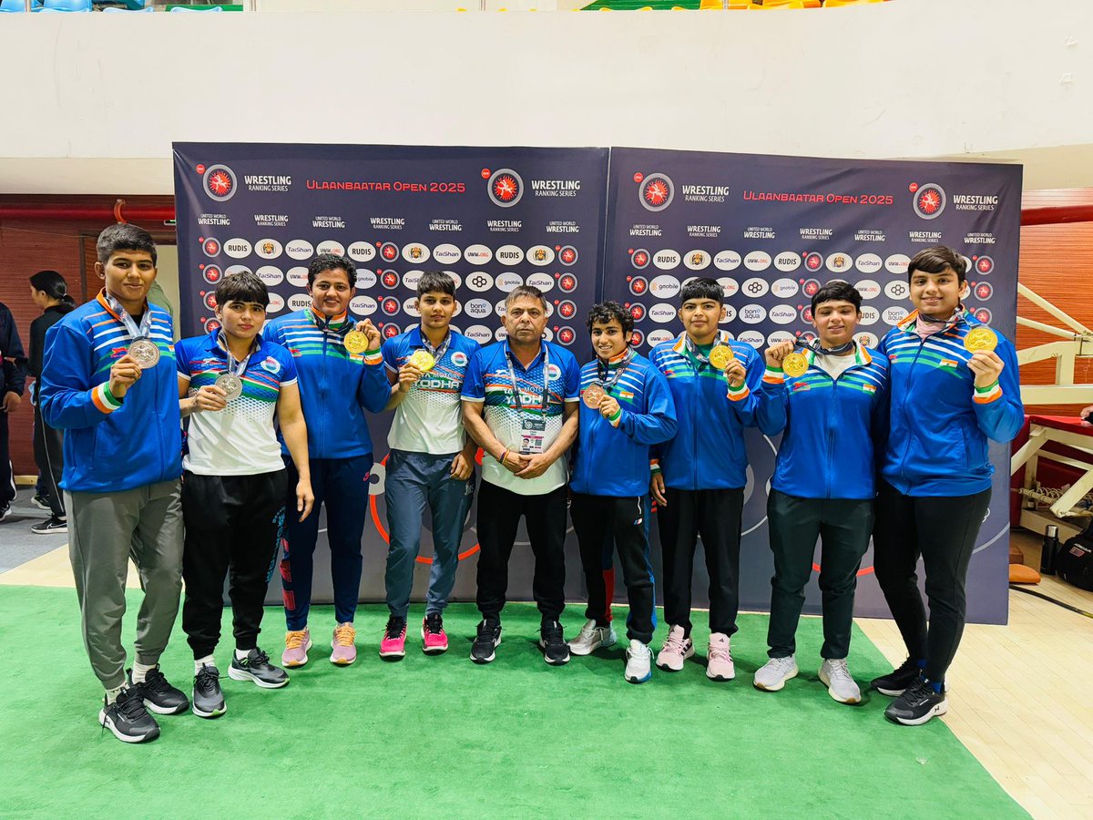 Unstoppable on the mat!

Our women wrestlers shine brilliantly at the 3rd Ranking Series in Ulaanbaatar, Mongolia, finishing at the top with a stunning 8 medals: 5 Gold, 2 Silver, &amp; 1 Bronze!

Proud of these fierce daughters of Bharat. 🇮🇳

1/2
