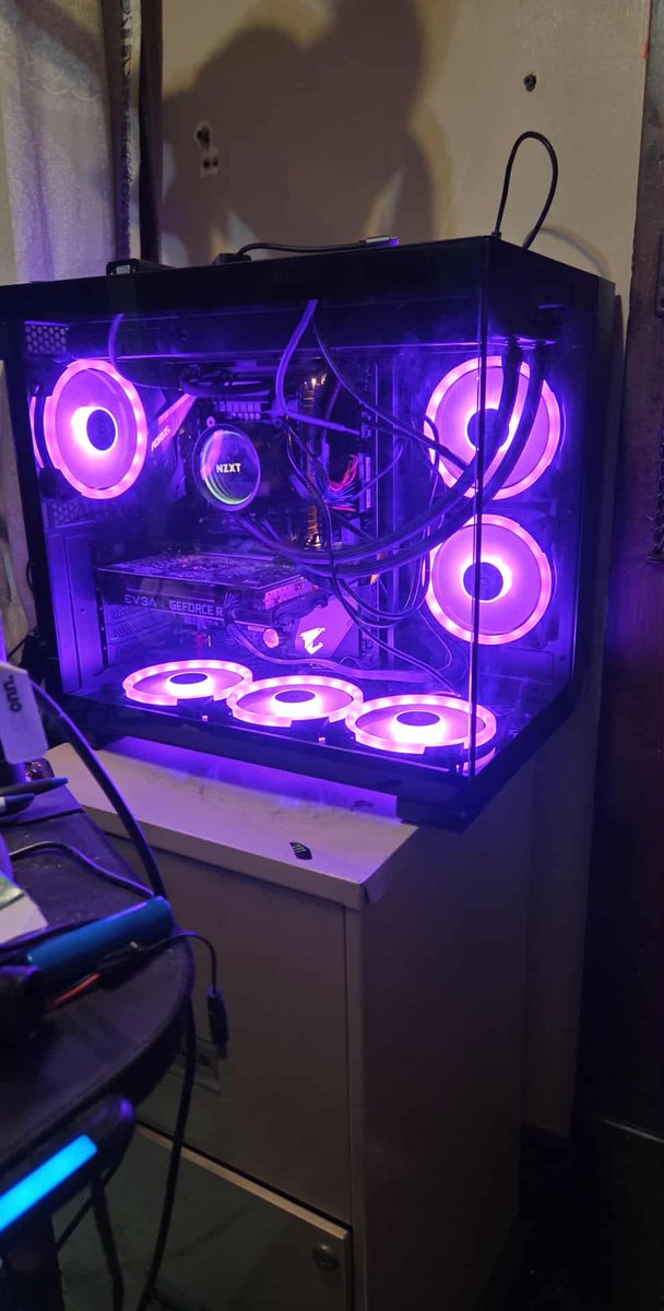 Most content creators do not build their own rigs but I always have! . Today I tore it apart and swapped case and motherboards. Unfortunately the new mobo had a dead m2 slot! 😭