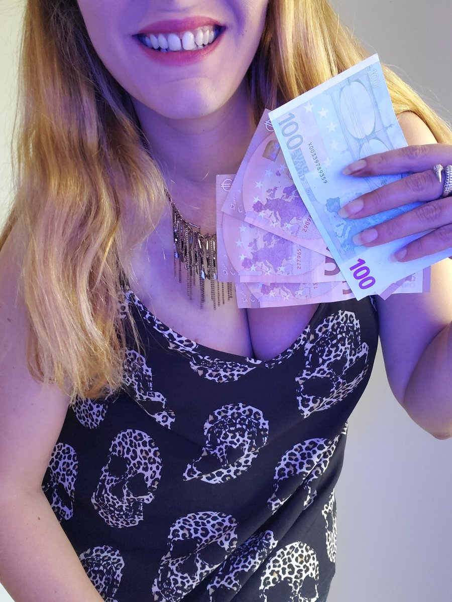 ReineLilaDOM's tweet photo. C'est le 1er, jour du salaire. Il va aller tout droit dans ma poche. Tu vas raquer car je le mérite. Depouille, slowdrain, offrande... mon PayPal reinelila3@gmail.com
#findom #moneymiss #moneyslave #cashpig #paypal #blonde #sexy #cashqueens #cashdom #soumis #bdsm #godesse #dom https://t.co/Vc1KgS3lEJ