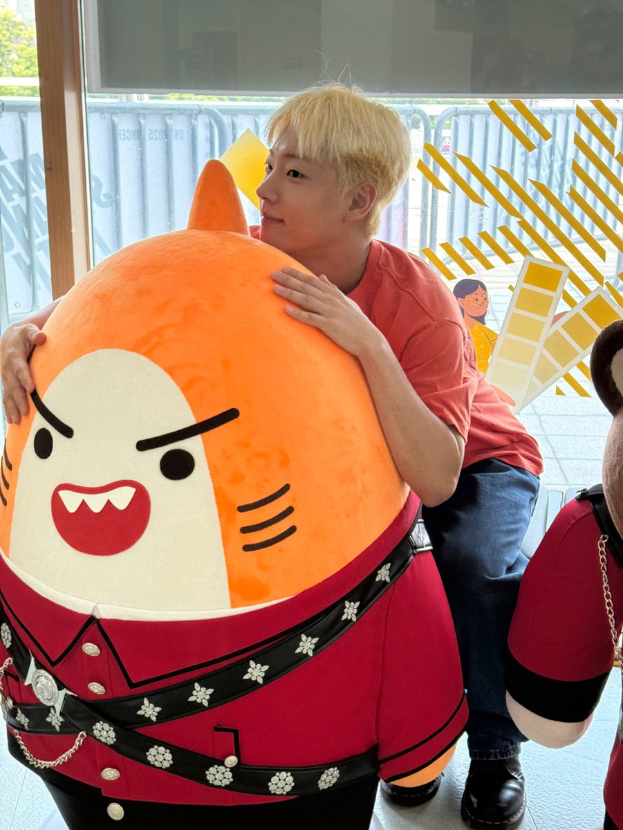 ONF_members's tweet photo. #이션

티오니와 https://t.co/NyzWWmXMxN
