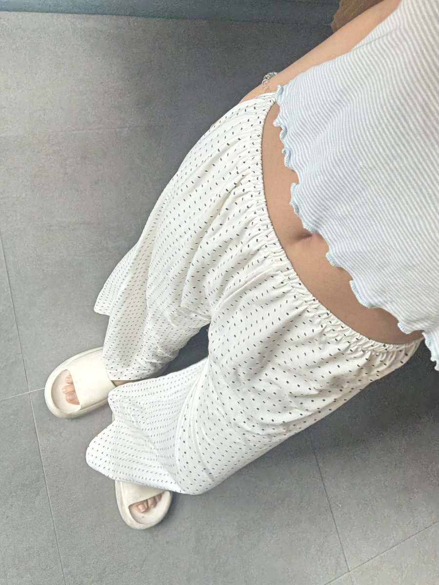 missp_mystaery's tweet image. ถ้าเอาผ้านิ่มๆเหมือนเกงช้างเป๊ะแนะนำตัวนี้ของ tingtingstuffs เลย เราใส่บ่อยมากๆๆๆๆ วันนี้ก็ใส่อยู่55555 ผ้าทิ้งตัว ไม่หนาไม่บางเกิน ใส่สบายจริงคับ 🥹