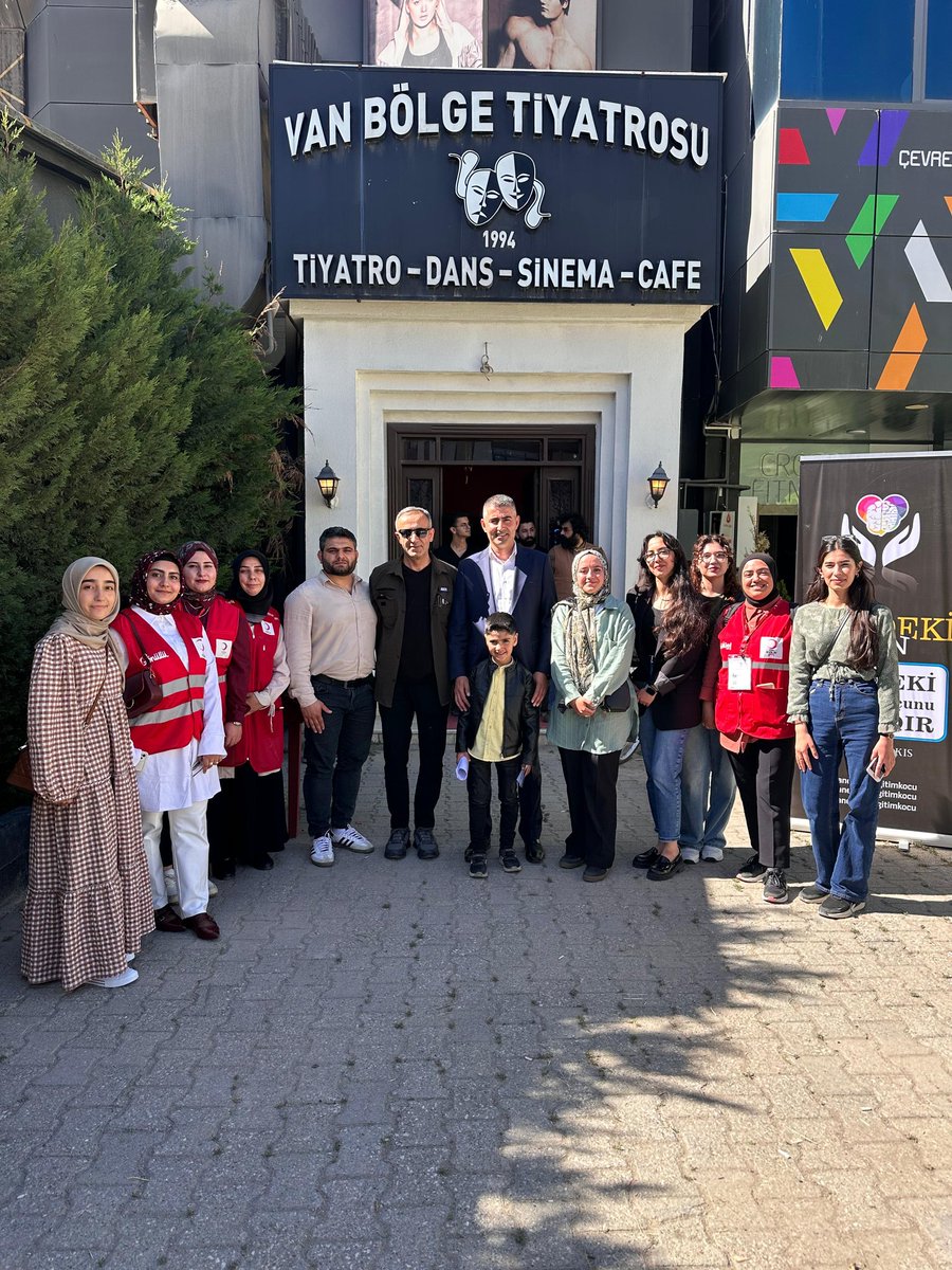 Van Edremit Kızılay tweet media