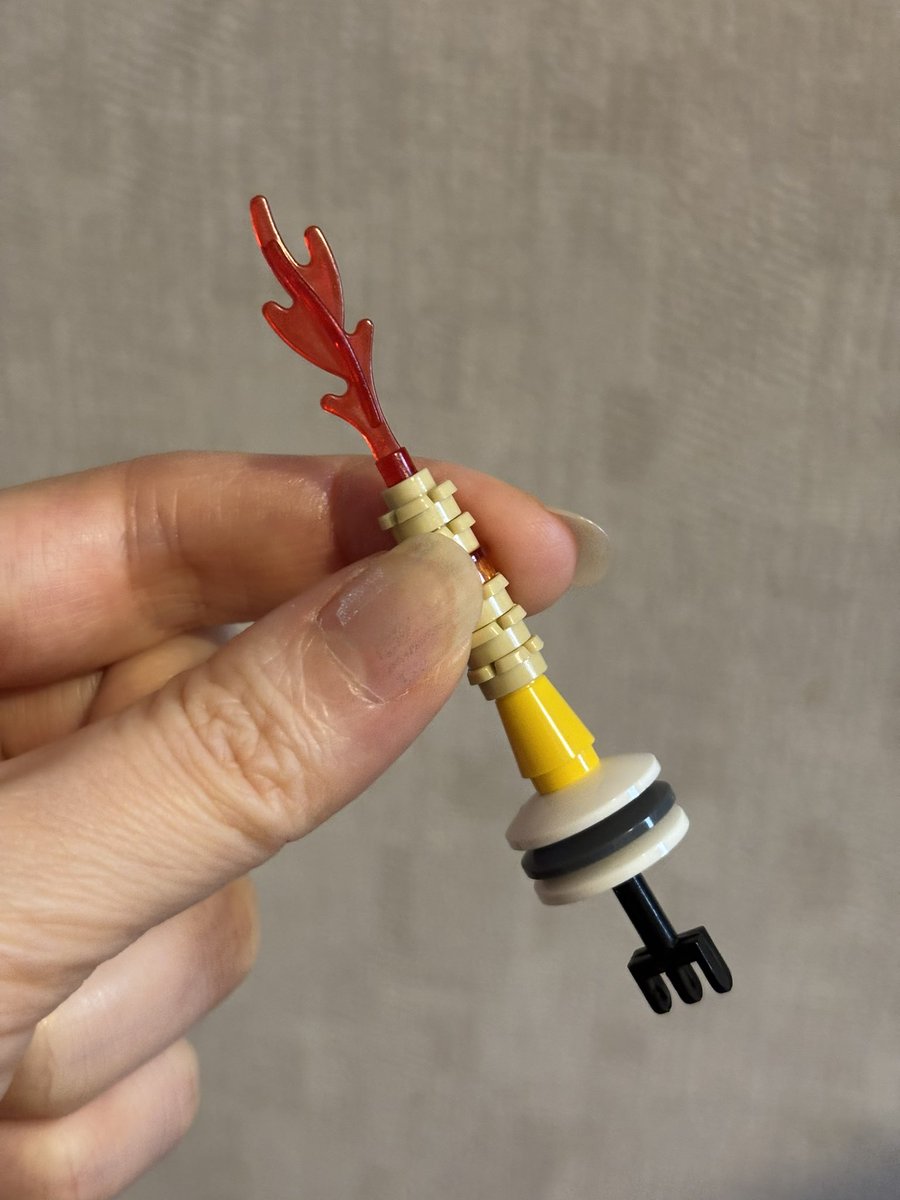 e_pochiko's tweet photo. 子「これは『あくまどうぐひだんべる』だよ」

（何らかの才能を感じるまちるだ） https://t.co/LhYAqsCjNQ