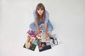 Swiftie4ever55's tweet photo. WAR IS OVER PEOPLE MOTHER HAS HER RIGHTS BACKKK (also I lost all my accounts because I got banned) https://t.co/5Img8AsYHl