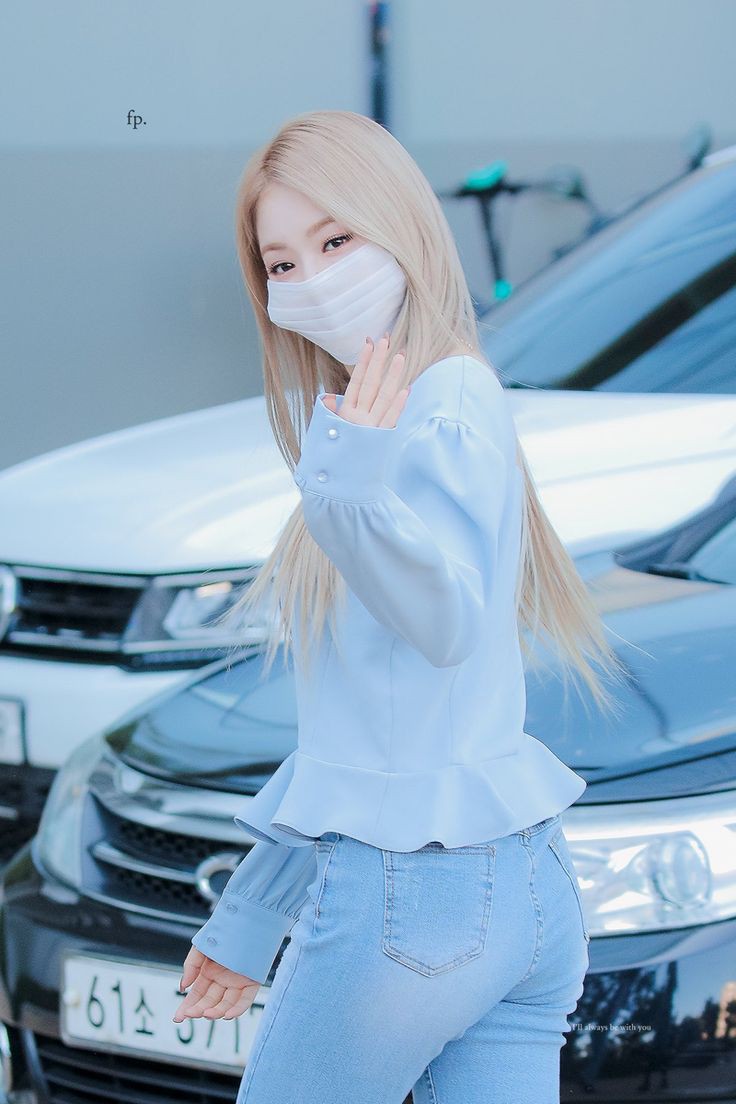 ꒰ #𝑮𝑹𝑨𝑪𝑬𝒇𝒖𝒍𝑫𝒂𝒚 ꒱

𝗚𝗥𝗔𝗖𝗘 made an appearance with her Manager at Yes24 Live Hall in Seoul to show her support for <a href="/IT__FLIP/">FLIP IT.</a> during their debut showcase, FLIP THE WORLD.