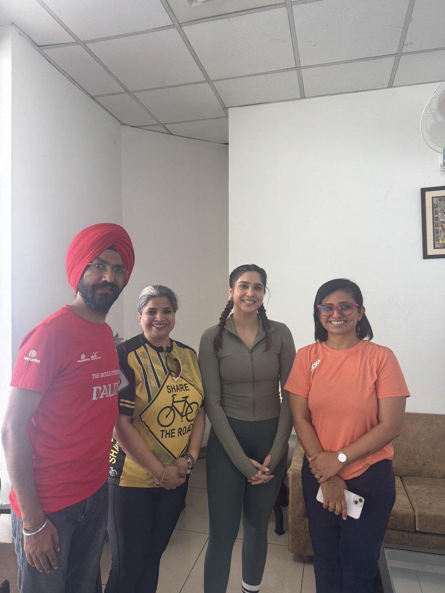 Sarika Panda Bhatt ( рм╕рм╛рм░рм┐рмХрм╛ рмкрмгрнНрмбрм╛ ) She/Her (@sarikapanda) on Twitter photo Fantastic start to #SundayOnCycle with a special pre-World Bicycle Day ride! So inspiring to have our Sports Minister Shri <a href="/mansukhmandviya/">Dr Mansukh Mandaviya</a> Ji and the wonderful actress and youth ambassador <a href="/SharvariWagh14/">Sharvari ЁЯРп</a> joined us. Let's keep promoting fitness and cycling!
<a href="/bhairavijoshi/">bhairavi joshi</a> Fantastic start to #SundayOnCycle with a special pre-World Bicycle Day ride! So inspiring to have our Sports Minister Shri <a href="/mansukhmandviya/">Dr Mansukh Mandaviya</a> Ji and the wonderful actress and youth ambassador <a href="/SharvariWagh14/">Sharvari ЁЯРп</a> joined us. Let's keep promoting fitness and cycling!
<a href="/bhairavijoshi/">bhairavi joshi</a>