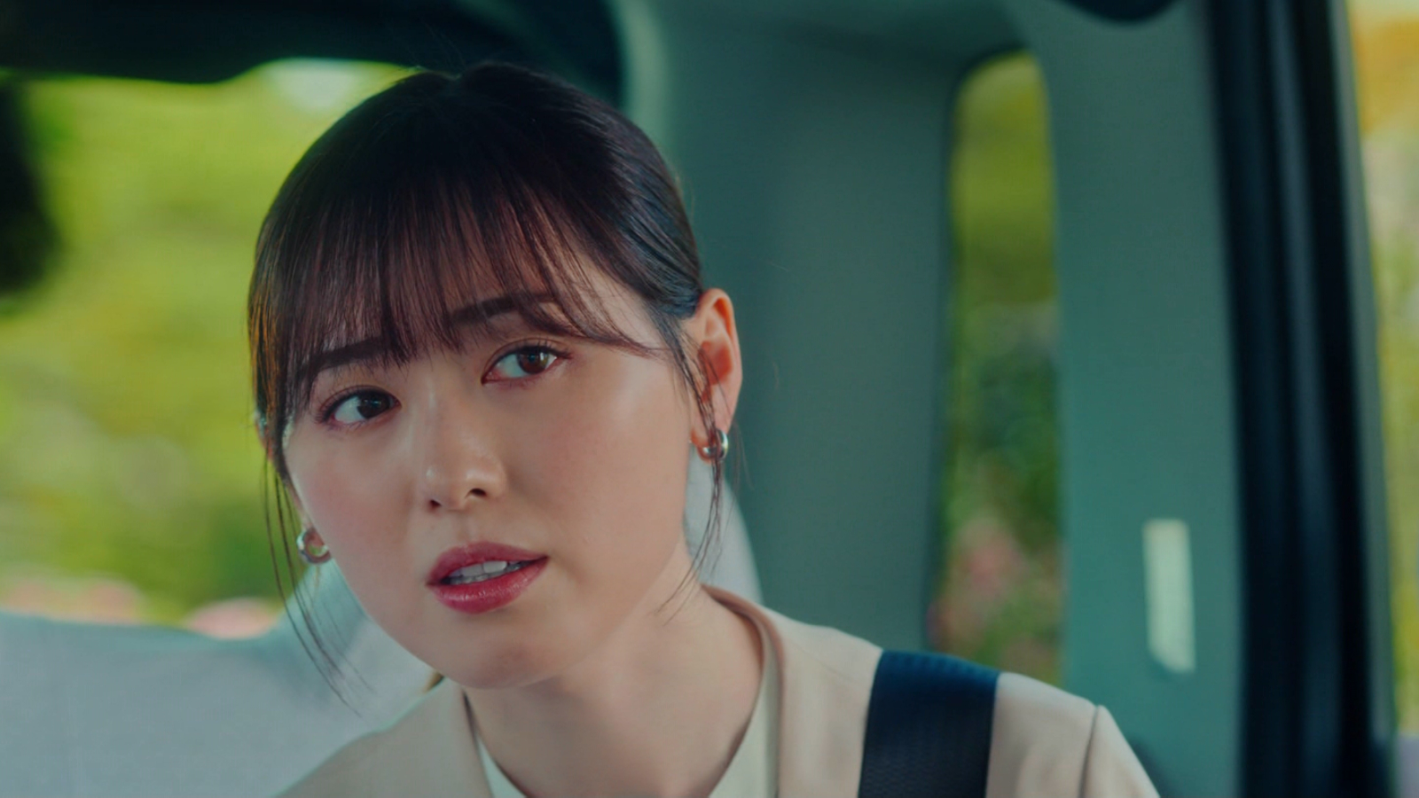 【数量限定SET】福原遥さん掲載2ページ分（大型配送タイプ）#8882 福原遥スタッフ《公式》 on X: 