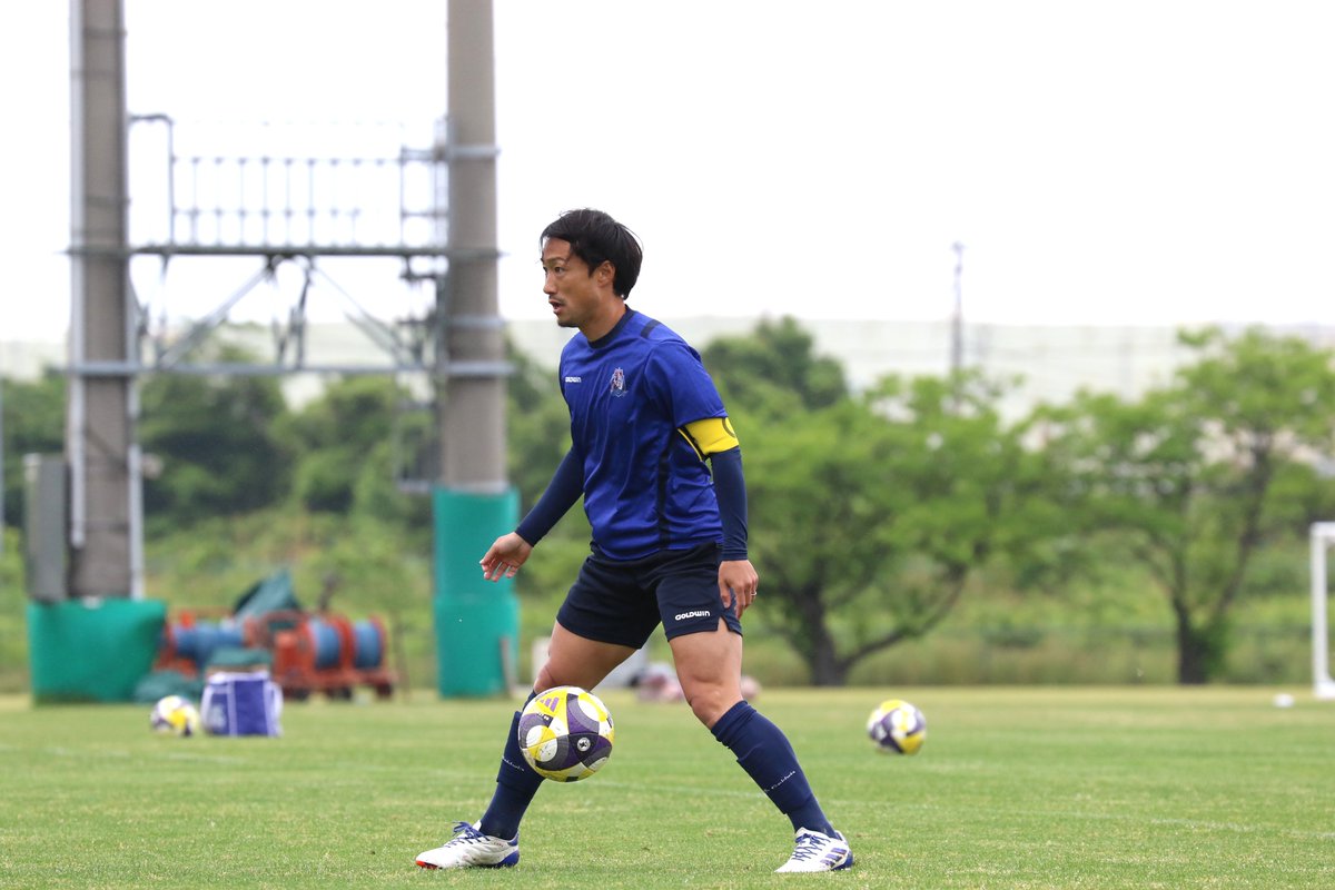 katallertoyama's tweet photo. 本日のトレーニングマッチ結果報告💪
🆚#福井ユナイテッドFC
🔢1-2
(1本目：0-2、2本目：1-0)

⚽得点者⚽
2本目
15分：#浦十藏 選手

詳細👇
https://t.co/WYnktA7I1M

#カターレ富山 https://t.co/cxVu2zZXLy