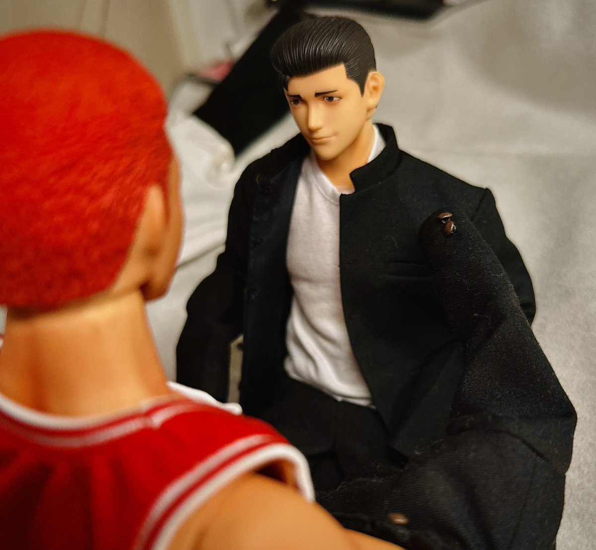 出门太急穿错外套会发生这样的事…
#花洋 #hanayo