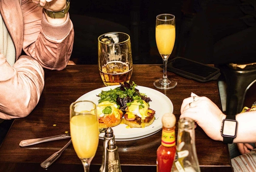 $39 For A Cocktail Brunch For Two At The Winslow, Gramercy (a $96 value) pulsd.com/new-york/resta…
