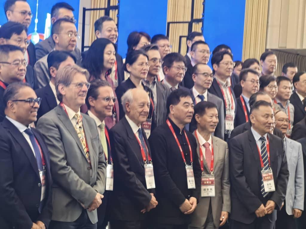 EHJ Editor-in-Chief (@ehj_ed) on Twitter photo At the closing session of the Oriental Congress of Cardiology 2025, with Chairman of the congress Prof. Junbo Ge to the right of Prof. Crea.
Enriching and memorable days marked by global exchange and scientific dialogue!
<a href="/escardio/">European Society of Cardiology</a> <a href="/ESC_Journals/">European Society of Cardiology Journals</a> #EHJ #cardiotwitter At the closing session of the Oriental Congress of Cardiology 2025, with Chairman of the congress Prof. Junbo Ge to the right of Prof. Crea.
Enriching and memorable days marked by global exchange and scientific dialogue!
<a href="/escardio/">European Society of Cardiology</a> <a href="/ESC_Journals/">European Society of Cardiology Journals</a> #EHJ #cardiotwitter
