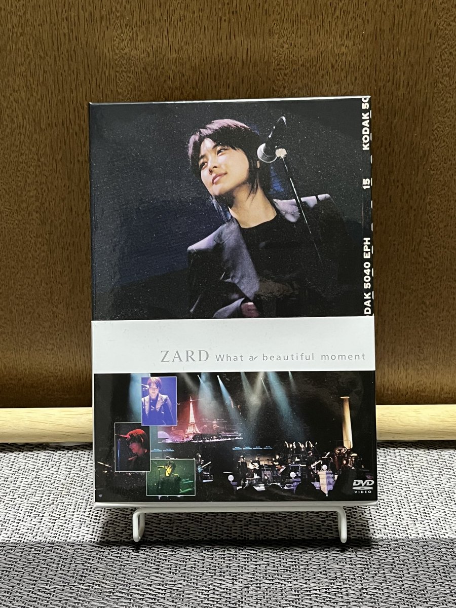 sha_yan76's tweet photo. 午前中、ヤボ用をすます。
午後、特にする事も無い・・・
いや、やる事はある！
しかし、その気にならない😅
で、そんなこんなのコーヒータイム
お気に入り・・・
懐かしの音楽と共に
#コーヒータイム 
#お気に入りの音楽 https://t.co/XeefaCZNZd