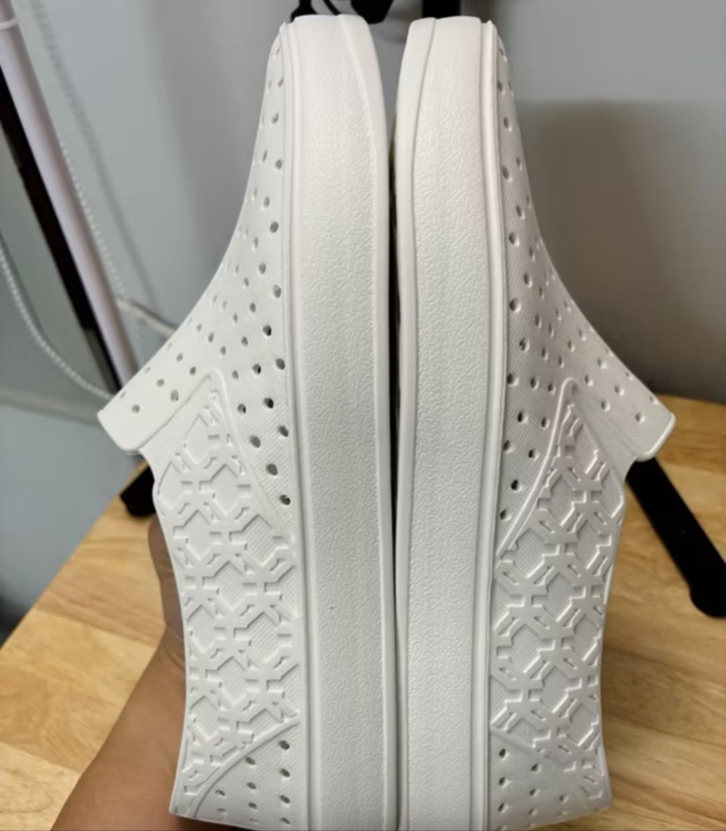 I3Kael's tweet photo. ✨ KHK Shoes One - White เป็นรองเท้าที่ใส่สบายมาก ทำความสะอาดง่าย นุ่ม เบาสบาย สวยสุดดๆ 💓 

📌พิกัด : https://t.co/JEjBYa8baD

#ป้ายยา #ดีบอกต่อ #รีวิว #ดูแลตัวเอง #ช้อปปี้แฟชั่น #ถูกสุดที่ช้อปปี้ #สไตล์เกาหลี #สไตล์การแต่งตัว #รองเท้า https://t.co/lRV1RIYNOw