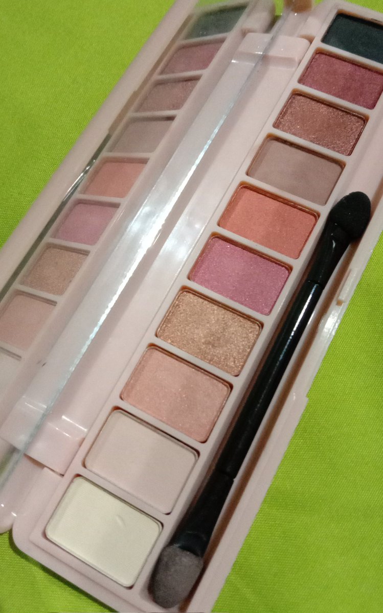 just.imhere tweet media