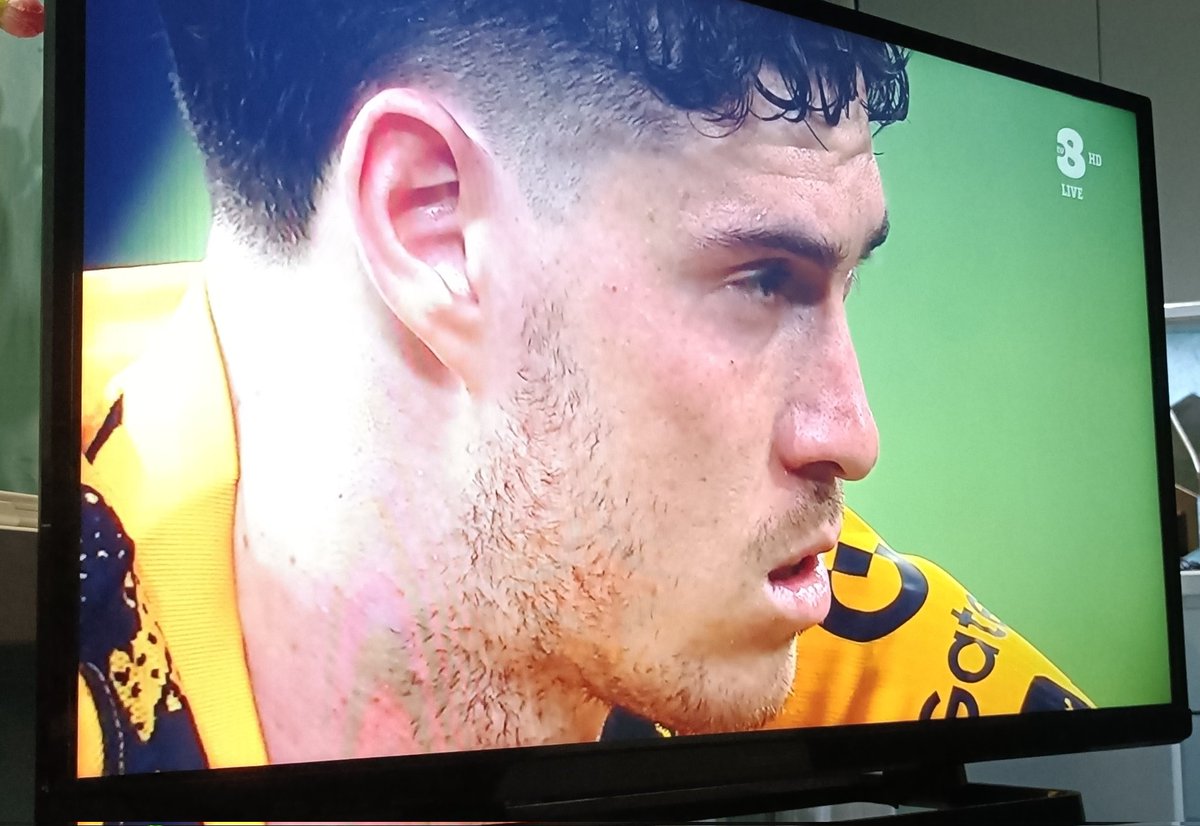 MadMassara's tweet photo. Questa è per La Russa, Bonolis, Materazzi, e ogni altro de ratto che nel corso dei mesi ha ingigantito la narrazione sull'invincibilità, rilasciato dichiarazioni assurde, per poi inciampare nella più fumante delle merde. 

 Che bella giornata https://t.co/TUA3mktAbT
