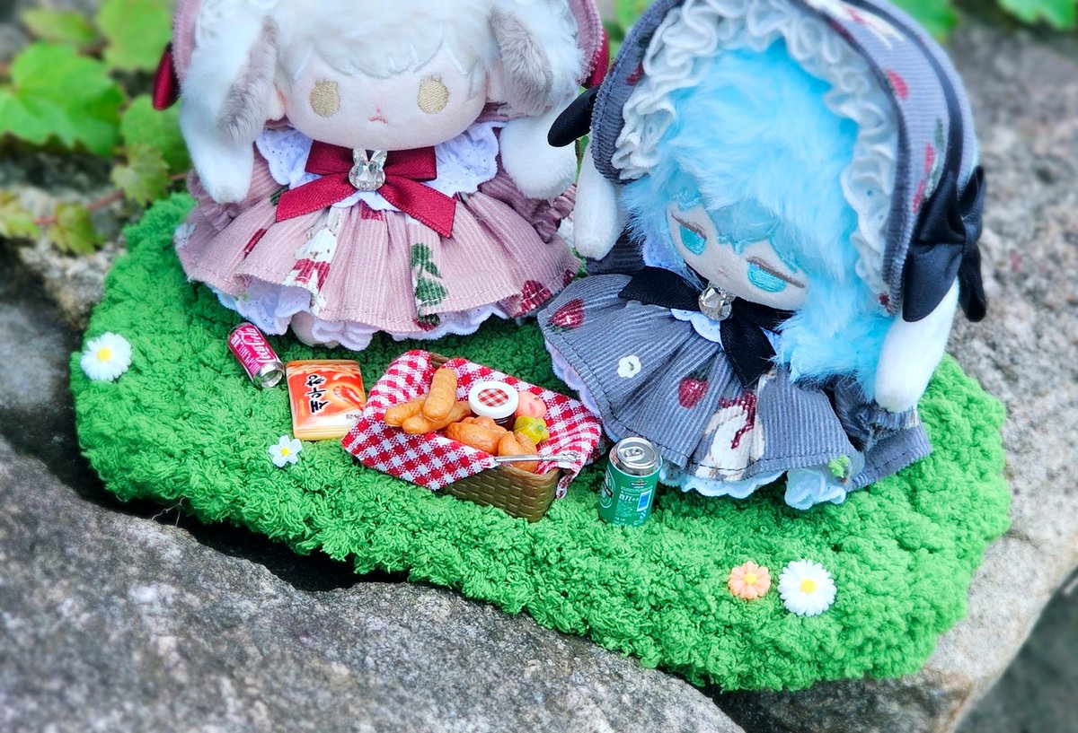 🌱 피크닉 잔디매트 통판 &amp; RT이벤트 🌱

판매 시작 : 6월 4일 저녁8시
폼 주소 : fondee.io/room/room_view…

🎉이 글을 RT+팔로우 해주신 한 분을 추첨하여 M그린 잔디매트를 보내드립니다
🎁당첨자 발표일 : 6월 11일

#잔디매트 #잔디러그 #솜인형 #피규어 #솜인덕장터 #트인덕장터