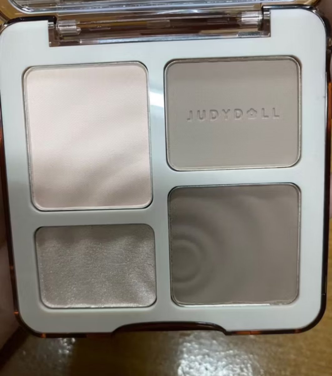 I3Kael's tweet photo. ✨ Judydoll ไฮไลท์ แอนด์ คอนทัวร์ บลัช พาวเดอร์ ตลับสีสวยเก๋ดี และให้ของแถมเยอะด้วย 💓

📌พิกัด : https://t.co/NfS8DdgDaj

#ป้ายยา #ดีบอกต่อ #รีวิว #ดูแลตัวเอง #ช้อปปี้แฟชั่น #ถูกสุดที่ช้อปปี้ #สไตล์เกาหลี #สไตล์การแต่งตัว #แต่งหน้า #สวย https://t.co/KIUUx2LX5g