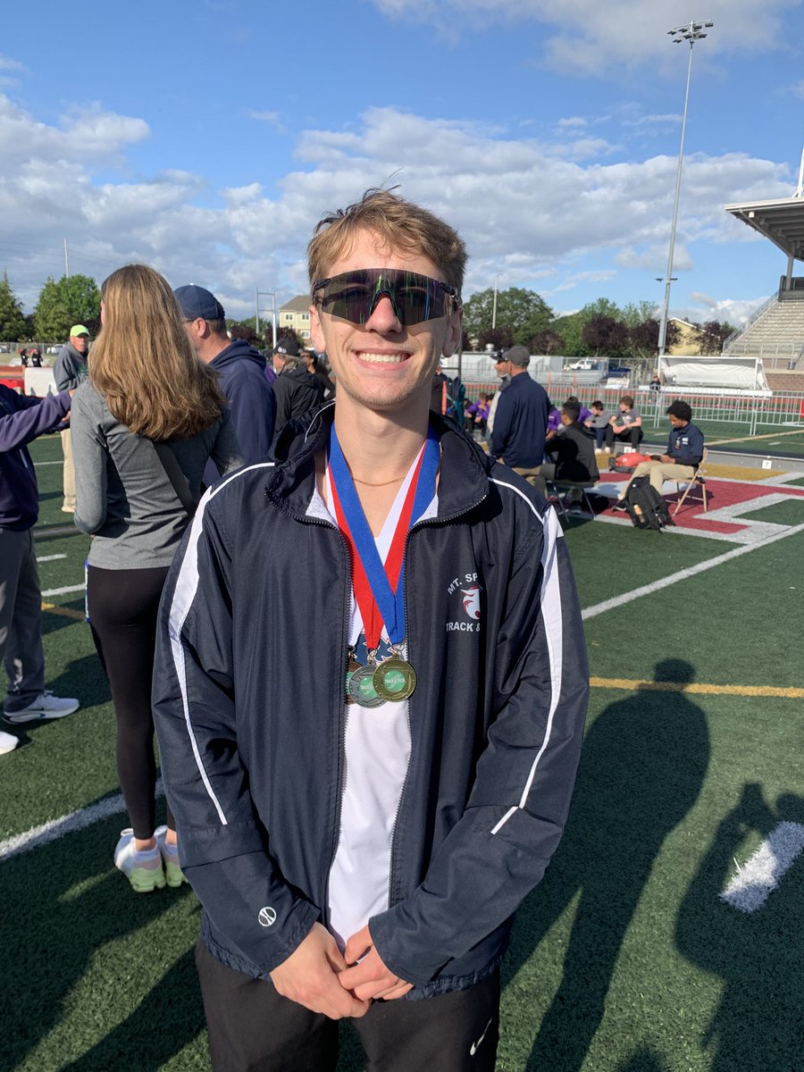 Dan Figueira (@dfigs6) on Twitter photo STATE Champ alert: Kade Brownell brings home the GOLD in the 3200m along with a 2nd place finish in the 1600m and a 7th in the 4x400!
<a href="/MtSpoTF/">Mt. Spokane Track & Field</a> <a href="/MtSpokaneHS/">Mt. Spokane HS</a> STATE Champ alert: Kade Brownell brings home the GOLD in the 3200m along with a 2nd place finish in the 1600m and a 7th in the 4x400!
<a href="/MtSpoTF/">Mt. Spokane Track & Field</a> <a href="/MtSpokaneHS/">Mt. Spokane HS</a>