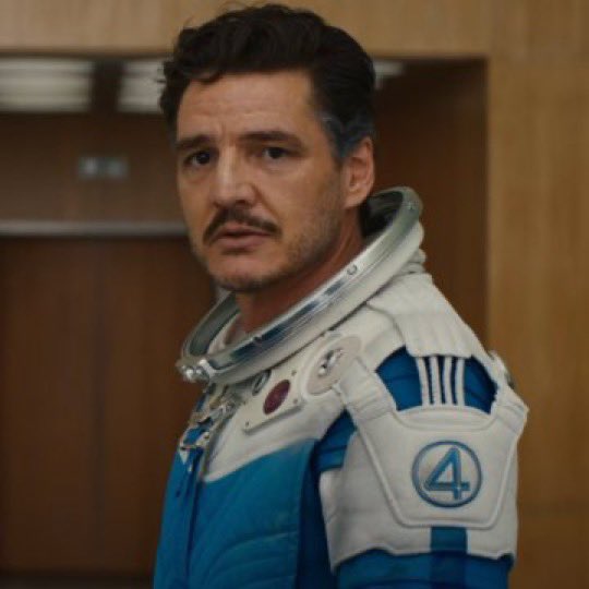 DoomsdayLeaks's tweet photo. Pedro Pascal says he will return to the UK tomorrow to continue filming ‘AVENGERS: DOOMSDAY’. https://t.co/jC4dB6ukAD