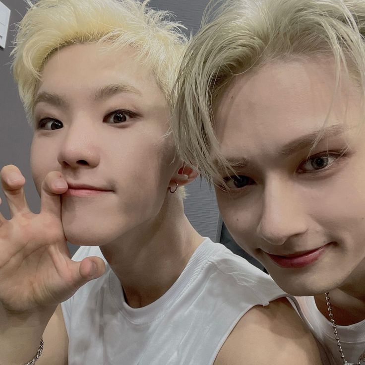 svt contents tweet media