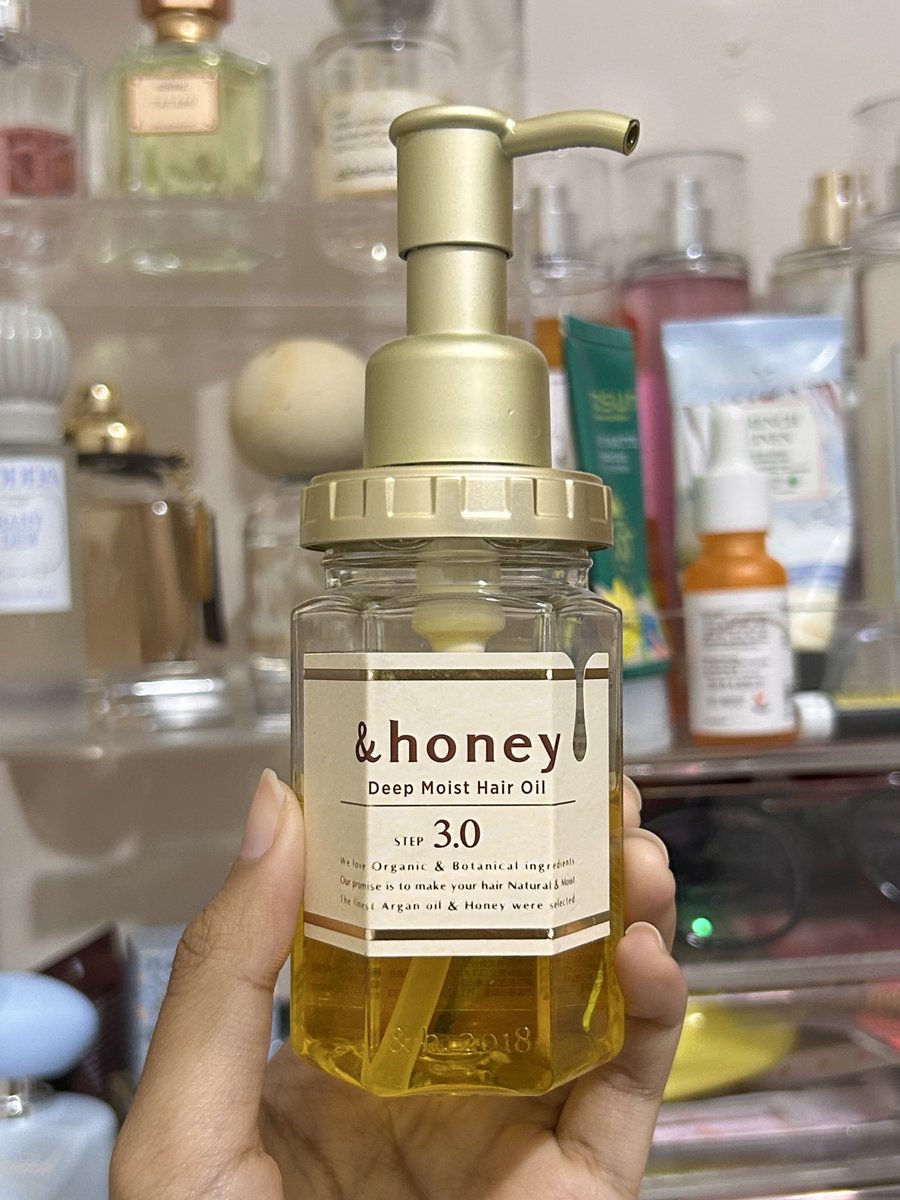 kforkinsley's tweet photo. 2 hair serum ini MANTUL BANGET…

Setahun lebih RUTIN pake hair oil buat rambutku yang KERING &amp; FRIZZY tiap habis keramas sekarang suka sama hasilnya <3

30ribuan                             190ribuan https://t.co/s3sDHkahON