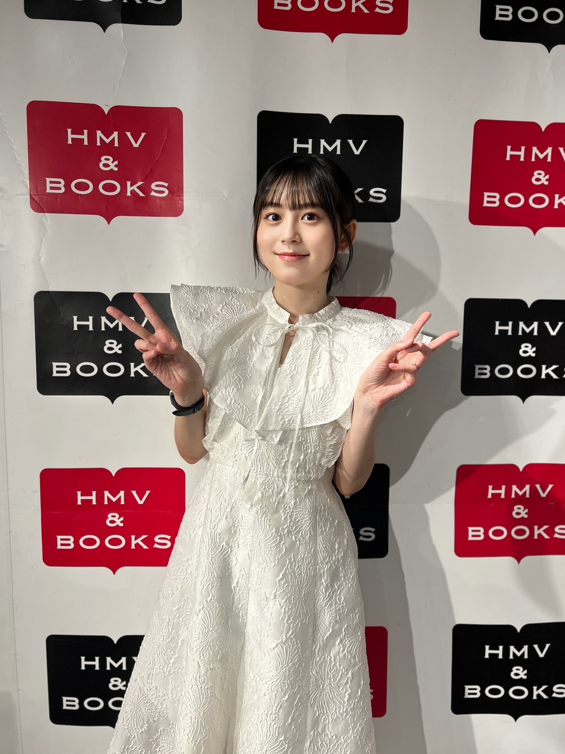 中島由貴 直筆サイン