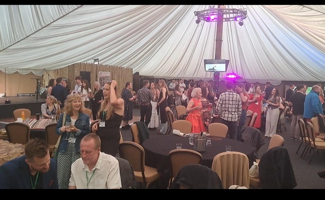 AdamHartScience's tweet image. An incredible launch night for Endangered Rhino Conservation- a UK charity focussed on the long-term protection of rhino. Lots of money raised, lots of friendships made. Super-proud of the ERC team and excited for the future.
endangeredrhino.org