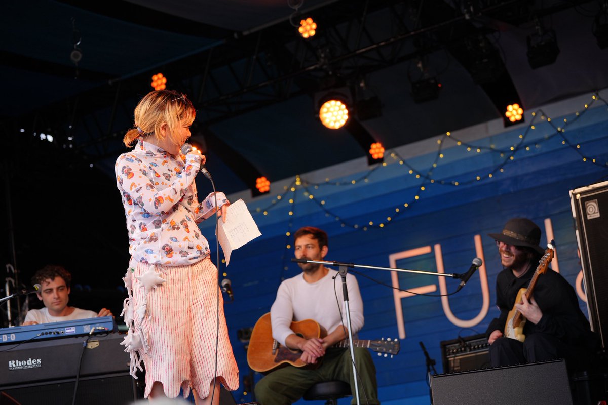 fjsnjp's tweet photo. 𝗙𝗨𝗝𝗜 &amp; 𝗦𝗨𝗡 '25
𝗗𝗔𝗬𝟮 - 𝗦𝗨𝗡 𝗦𝗧𝗔𝗚𝗘🌞

Sam Wilkes Quartet ft. 中村佳穂
@sawilkes2 @KIKI_526

 📸 Photo by 北村勇祐

#fjsn #SamWilkesQuartet ft. #中村佳穂 https://t.co/JRSYY7PyfK