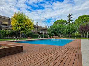 #Vivienda #Lleida Chalet Adosado en venta en #Lleida zona Vila Moncada #FelizDomingo hogaria.net/pisos-casas/ve…