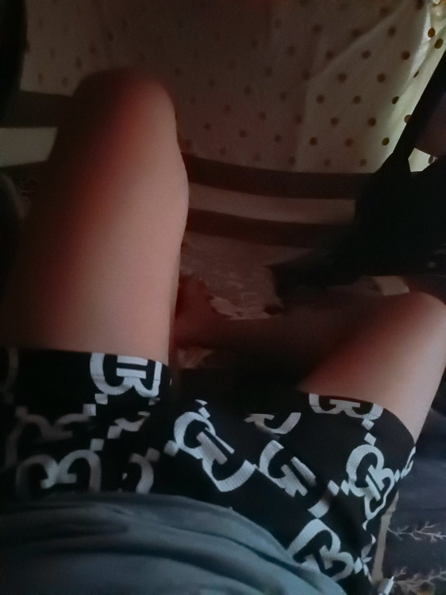 Dada031308's tweet photo. Bored https://t.co/HjJBPZuxcJ