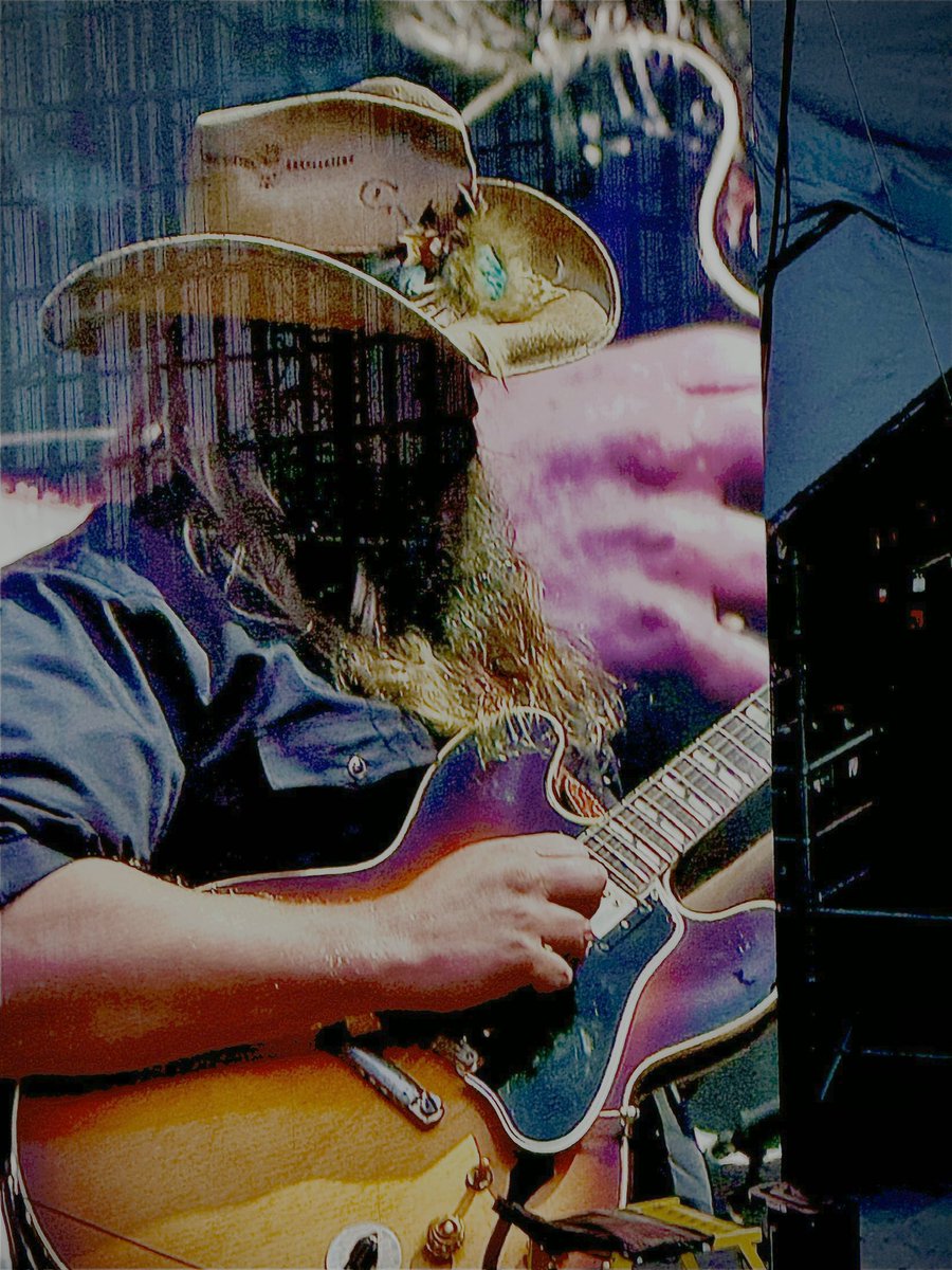 PhishNQuips's tweet image. 1 min+ of @ChrisStapleton’s new song “Bad as I used to be”played live for first time? In #Pittsburgh #Stapleton #ChrisStapleton