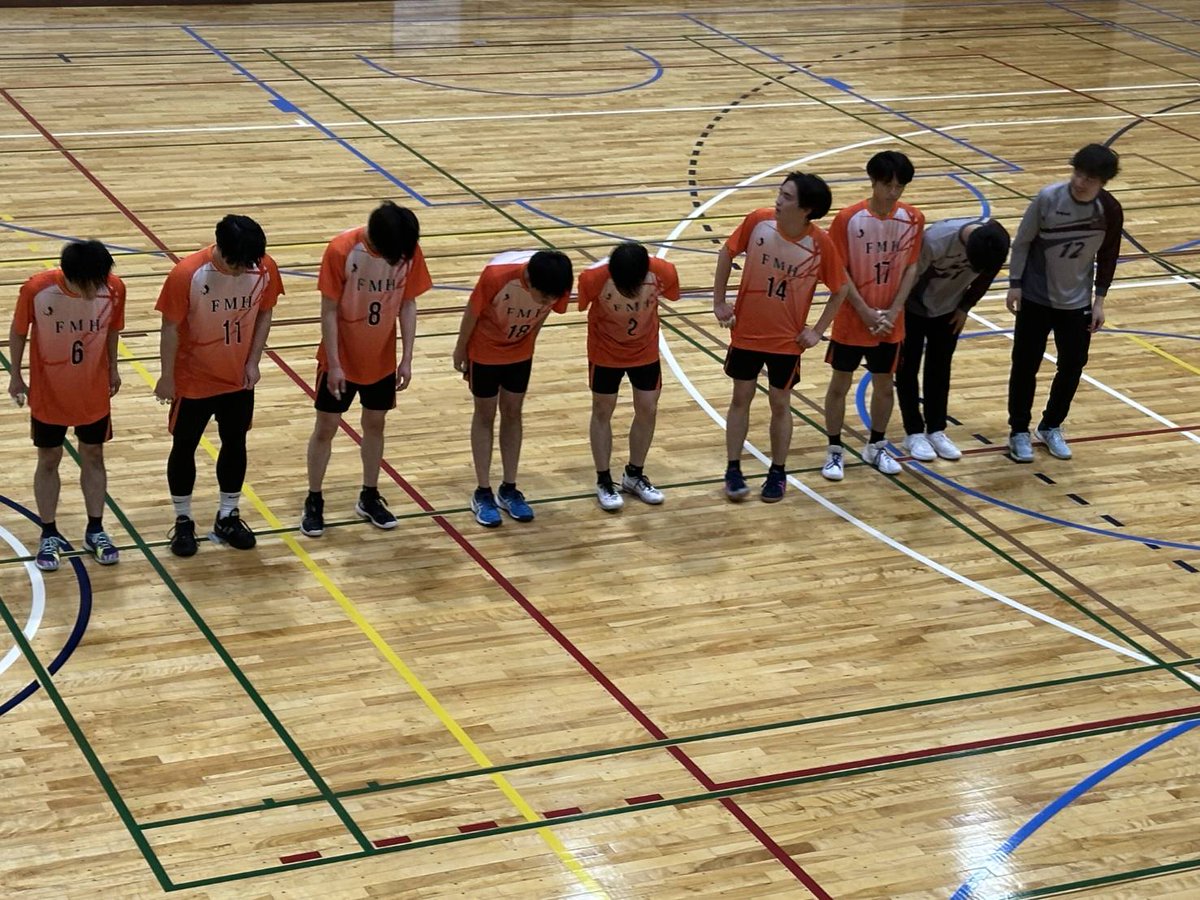 fmhb_2023's tweet photo. 6月1日に行われた新人戦の結果をお知らせします。

vs 金沢医科 30-11
vs 富山 19-25

悔しい結果にはなりましたが、チームの精一杯を出し切ることができました✊🏻
応援してくださったみなさんありがとうございました🙇🏻‍♀️ https://t.co/jOwGR6gxNE