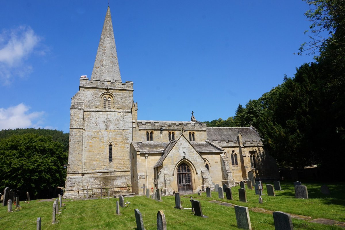 NorthAges's tweet image. Hackness, North Yorkshire. Hacanos 731, Hagenesse 1086. 'Hook-shaped or projecting headland'. Old English haca + nose (replaced by næss). Source: Oxford Dictionary of British #PlaceNames. St Hild founded a monastery there. 📸Ian S
