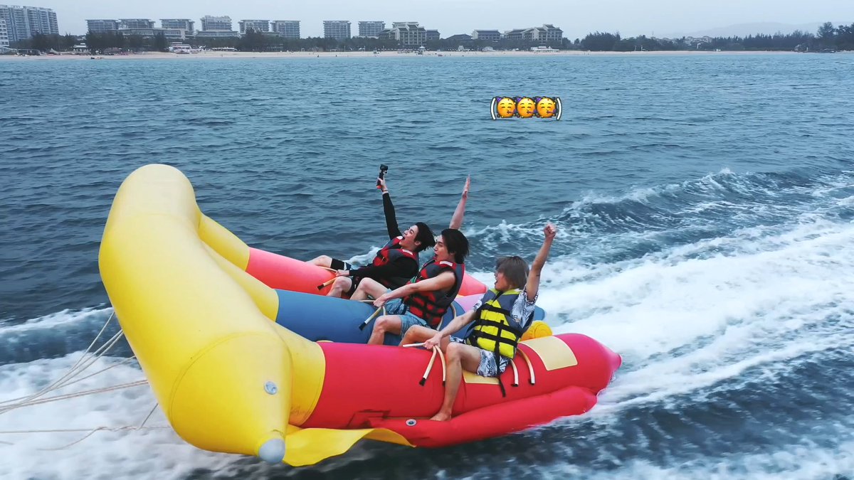 🏖️Our schedule’s quite freestyle today🌊 | WayV in WANNING

youtu.be/udN9TAiAvi0

#WayV #威神V
#Wanning #万宁 #Vlog