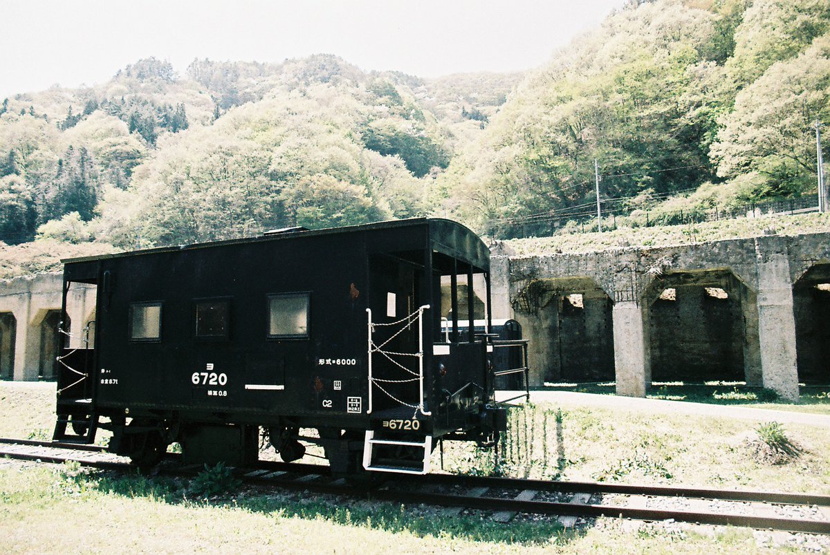 3104_mit's tweet image. 残すための空間

それでも感じた時間の重さ

#filmphotography #film #lomo #lomochrome #color92 #minolta #a7 #チャンプカメラ #群馬 #中之条 #旧太子駅