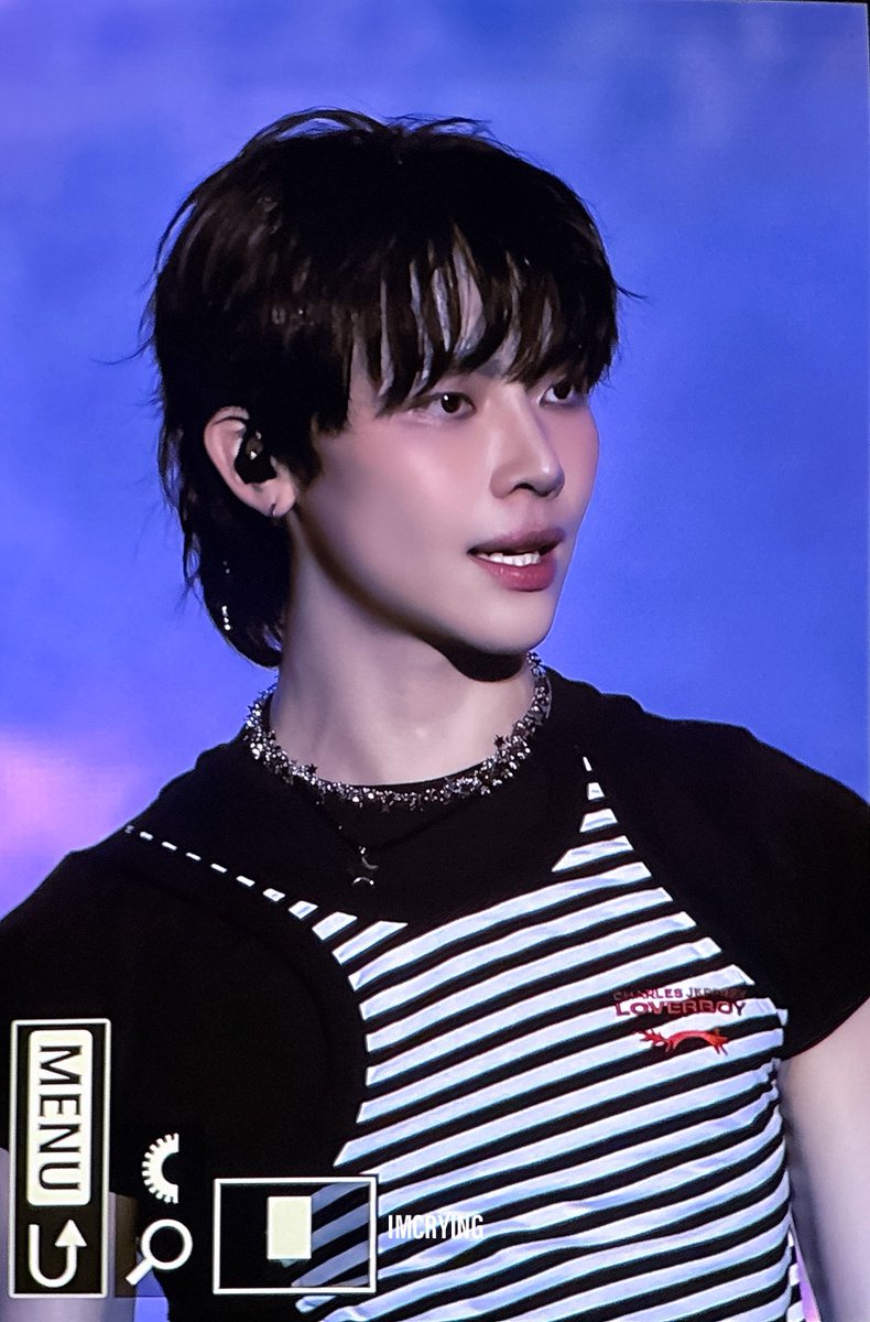 오열 tweet media