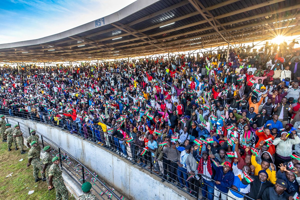 kenyadigital_tv's tweet photo. The Writing is on the Wall
#kbb032R #kumibilabreak #MadarakaDay #MadarakaDay2025 #Homabay #broadbased #Raoruto https://t.co/dzxXgfzdIn