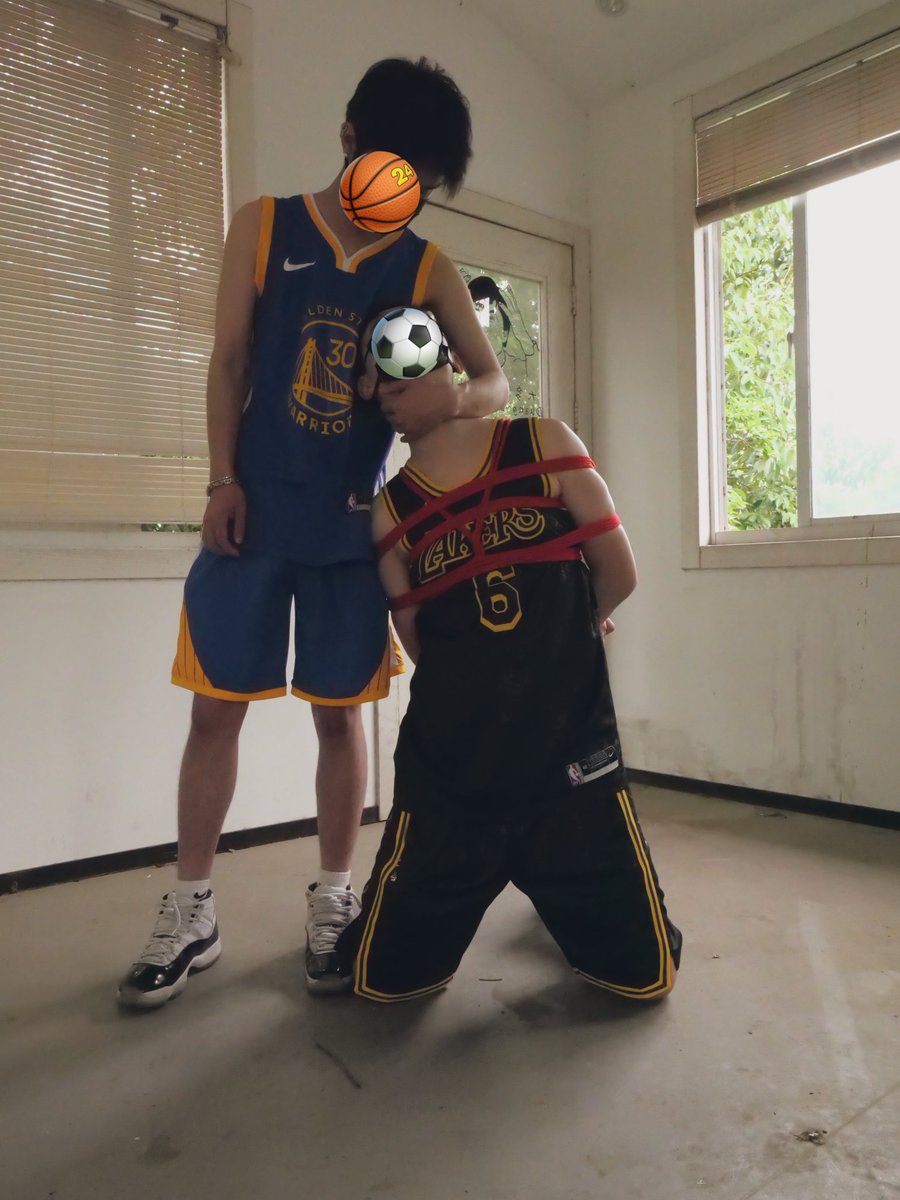 端午快乐，继续更新小黑率先失去了自由被束缚住了双手等待未知的命运😜