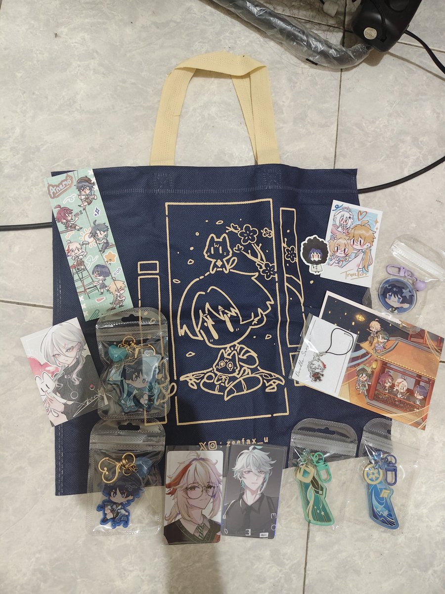 Anny 𖧷 (@aquilanny) on Twitter photo Heheh my PO from <a href="/zeefax_u/">zeea🧋CFXX | G-42 | merch update📌</a> arrived earlier today!! Gak inget kalo pesen sebanyak ini njir WKWKWKWKWKW tapi everything is super cute 😭😭🩷🩷 thanks juga buat tambahan bookmark nya ya kak!!! Heheh my PO from <a href="/zeefax_u/">zeea🧋CFXX | G-42 | merch update📌</a> arrived earlier today!! Gak inget kalo pesen sebanyak ini njir WKWKWKWKWKW tapi everything is super cute 😭😭🩷🩷 thanks juga buat tambahan bookmark nya ya kak!!!