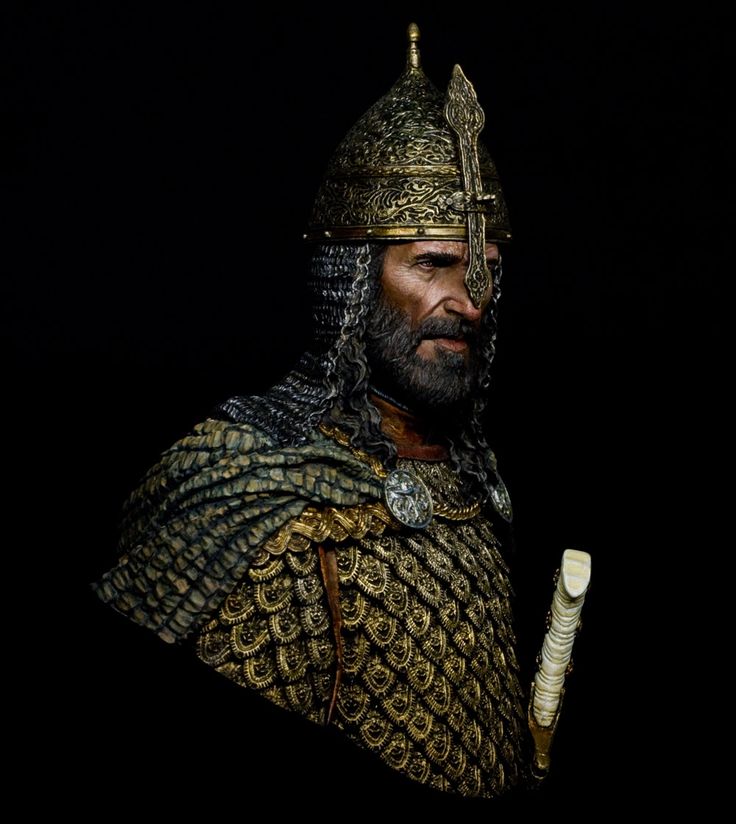 Selahattin Eyyübi'nin bazı kardeşlerinin isimleri: 

• Turanşah
• Tuğtekin
• Börü