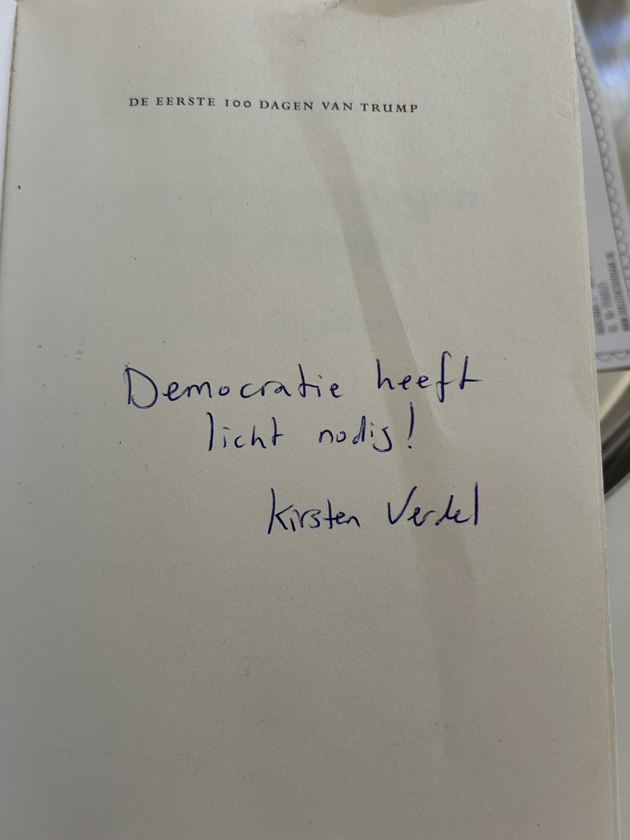 MargotSenden's tweet image. Leesvoer tijdens mijn vakantie.
Ik kijk er al naar uit om vanavond te starten. Dankjewel voor de wijze en oh zo ware woorden @locuta