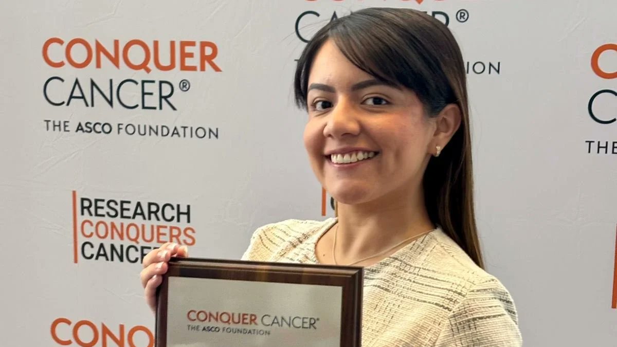 OncoDaily (@oncodaily) on Twitter photo Very Proud of Fernanda Rivera for Receiving the 2025 <a href="/ConquerCancerFd/">Conquer Cancer, the ASCO Foundation</a> IDEA Award - <a href="/BourlonMaite/">Maite Bourlon</a>
<a href="/FersRivera/">FersRivera</a> <a href="/ASCO/">ASCO</a> <a href="/INCMNSZ_Uronco/">INCMNSZ_Uronco</a>
oncodaily.com/career/fernand…
#OncoDaily #Oncology #Cancer #Health #Medicine #MedX #MedEd #MedNews #ASCO25 Very Proud of Fernanda Rivera for Receiving the 2025 <a href="/ConquerCancerFd/">Conquer Cancer, the ASCO Foundation</a> IDEA Award - <a href="/BourlonMaite/">Maite Bourlon</a>
<a href="/FersRivera/">FersRivera</a> <a href="/ASCO/">ASCO</a> <a href="/INCMNSZ_Uronco/">INCMNSZ_Uronco</a>
oncodaily.com/career/fernand…
#OncoDaily #Oncology #Cancer #Health #Medicine #MedX #MedEd #MedNews #ASCO25