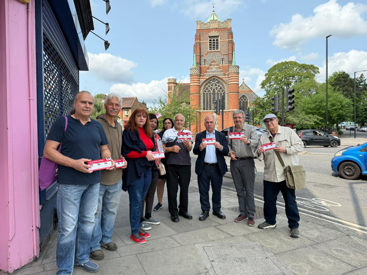Bambos Charalambous (@bambosmp) on Twitter photo Great to be out campaigning this weekend in New Southgate and Palmers Green.
Warm response on the #LabourDoorstep for <a href="/enfield_labour/">Enfield Labour</a> and <a href="/UKLabour/">The Labour Party</a> Great to be out campaigning this weekend in New Southgate and Palmers Green.
Warm response on the #LabourDoorstep for <a href="/enfield_labour/">Enfield Labour</a> and <a href="/UKLabour/">The Labour Party</a>